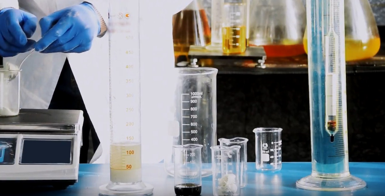 Obtención de fluidos de perforación en el aparato de la capa vortex AVS-150