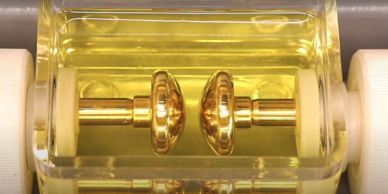 dielectric strength of transformer oil